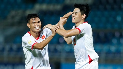 Bốn mức giá vé cho trận Việt Nam vs Singapore 